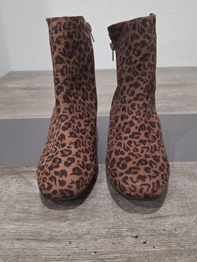 Lane Bryant Leopard Print Ankle Booties in Brown and Black 8M Sexy Leopard Print